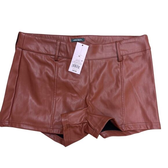 NWT Wild Fable Women's High-Rise Faux Leather Shorts Brown Size 10 - Picture 1 of 3